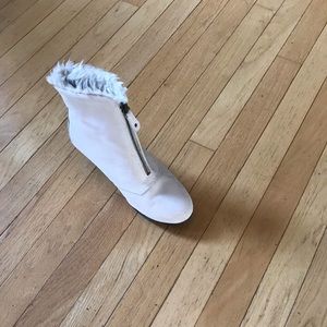 Booties     Sporto/Capri